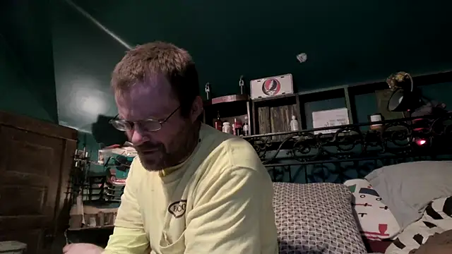 charactrzero online show from November 27, 2025, 1:17 am