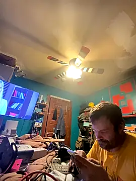 charactrzero online show from January 8, 2026, 11:00 pm