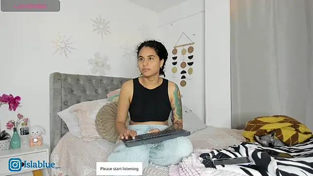 Kianna   online show from May 25, 2026, 3:17 am