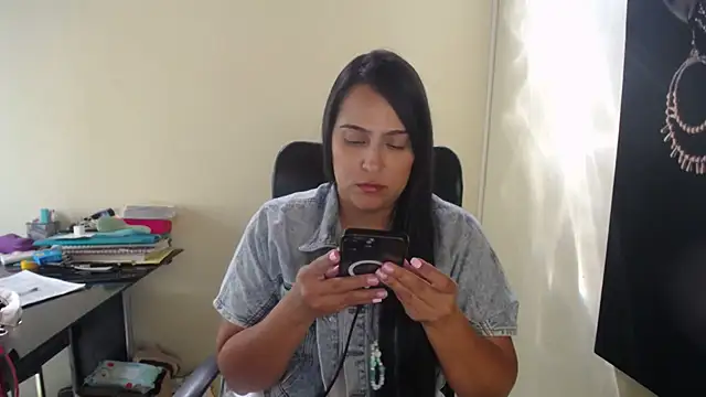 Snapshot of kendall_52 chatting on September 27, 2025, 2:45 pm kendall 52 online show from September 27, 2025, 2:45 pm