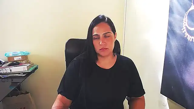 Snapshot of kendall_52 chatting on January 16, 2025, 3:02 pm kendall 52 online show from January 16, 2025, 3:02 pm