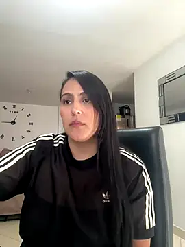 Snapshot of kendall_52 chatting on September 17, 2025, 5:48 pm kendall 52 online show from September 17, 2025, 5:48 pm