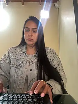 Snapshot of kendall_52 chatting on November 22, 2025, 2:16 pm kendall 52 online show from November 22, 2025, 2:16 pm