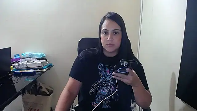 Snapshot of kendall_52 chatting on February 18, 2025, 2:16 pm kendall 52 online show from February 18, 2025, 2:16 pm