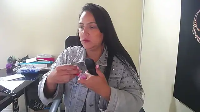 Snapshot of kendall_52 chatting on October 11, 2025, 2:18 pm kendall 52 online show from October 11, 2025, 2:18 pm