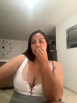 Snapshot of kendall_52 chatting on October 27, 2025, 5:25 pm kendall 52 online show from October 27, 2025, 5:25 pm