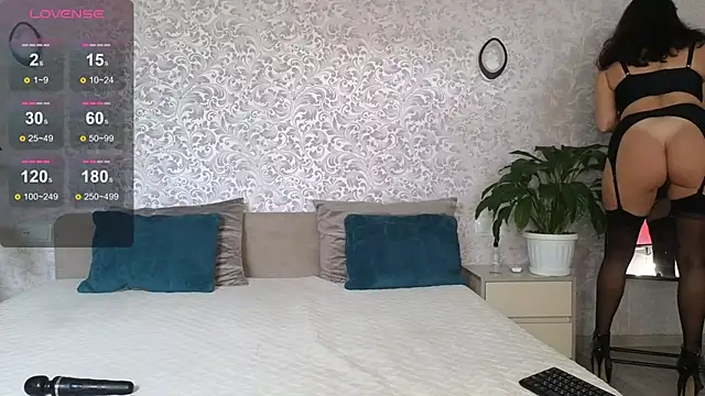 Snapshot of Monica_Sexy chatting on October 28, 2025, 7:29 am Monica Sexy online show from October 28, 2025, 7:29 am