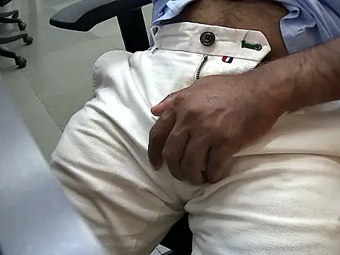 hotdikforu online show from April 1, 2026, 12:28 pm