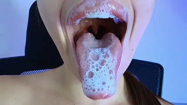 lisbet21x online show from February 15, 2026, 9:25 pm