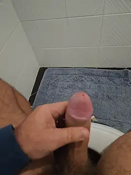 Dolceporco19 online show from October 27, 2025, 5:14 pm