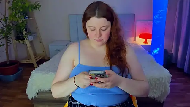 Snapshot of PolinaSalvatore chatting on March 18, 2025, 2:17 pm PolinaSalvatore online show from March 18, 2025, 2:17 pm