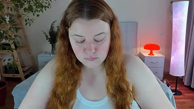 Snapshot of PolinaSalvatore chatting on October 22, 2025, 11:31 am PolinaSalvatore online show from October 22, 2025, 11:31 am