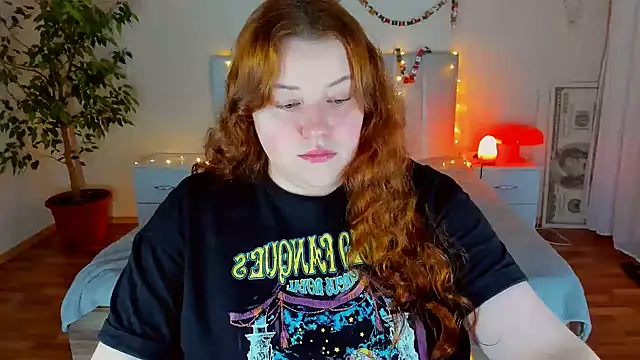 Snapshot of PolinaSalvatore chatting on January 11, 2026, 4:14 pm PolinaSalvatore online show from January 11, 2026, 4:14 pm