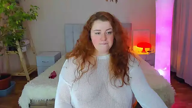 Snapshot of PolinaSalvatore chatting on March 11, 2025, 11:47 pm PolinaSalvatore online show from March 11, 2025, 11:47 pm