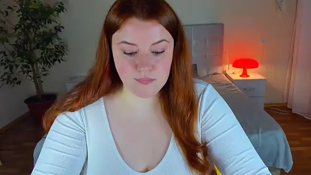 Snapshot of PolinaSalvatore chatting on December 13, 2025, 8:04 pm PolinaSalvatore online show from December 13, 2025, 8:04 pm