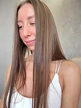 Snapshot of EvaCatt chatting on March 2, 2026, 3:40 am EvaCatt online show from March 2, 2026, 3:40 am