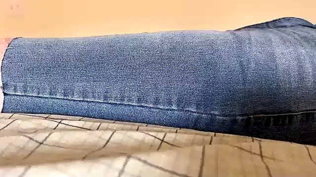 Snapshot of jean_loves_leggings chatting on May 17, 2026, 11:27 pm jean loves leggings online show from May 17, 2026, 11:27 pm