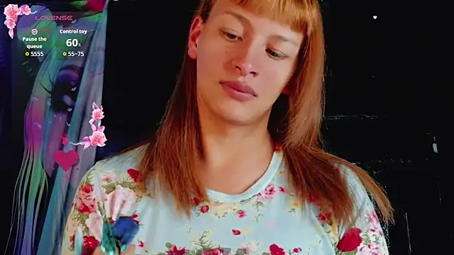 Snapshot of Summer_XO chatting on June 10, 2026, 10:11 pm Summer XO online show from June 10, 2026, 10:11 pm