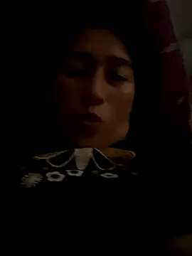 andreaisis2 online show from November 25, 2025, 1:55 pm