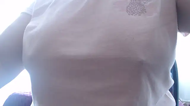 andreaisis2 online show from October 7, 2025, 7:37 pm