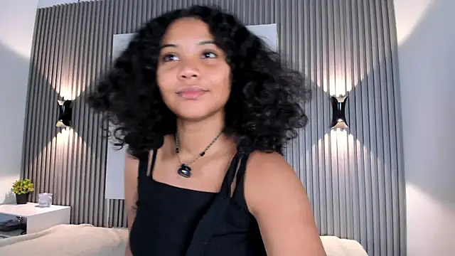 Zafiiraa online show from February 4, 2026, 12:22 pm