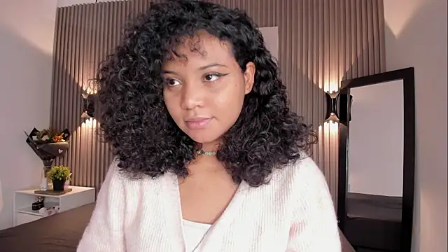 Snapshot of Zafiiraa chatting on November 29, 2025, 2:17 pm Zafiiraa online show from November 29, 2025, 2:17 pm