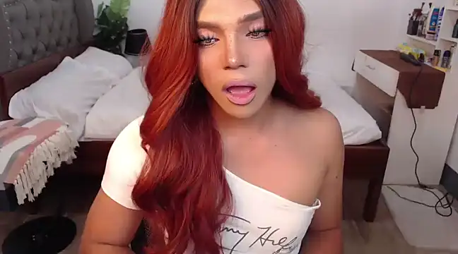 liaa lurrecams online show from March 15, 2025, 5:59 pm