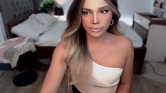 liaa lurrecams online show from October 24, 2025, 11:20 am