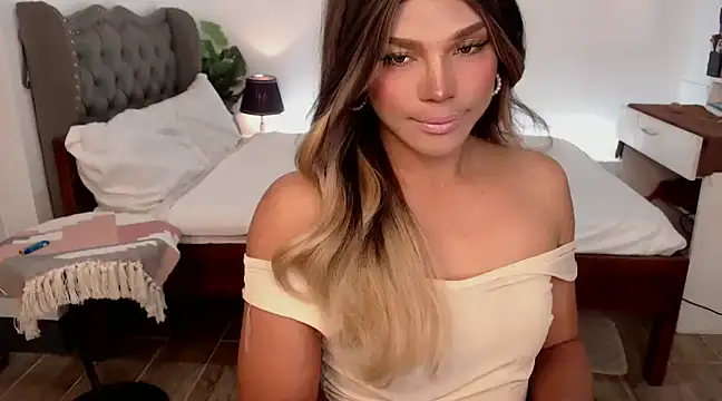 liaa lurrecams online show from February 2, 2025, 2:24 pm