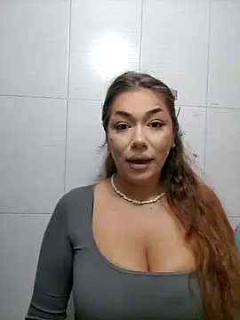 Snapshot of Ella_sweety chatting on September 10, 2025, 8:52 pm Ella sweety online show from September 10, 2025, 8:52 pm