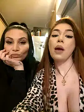 Snapshot of Ella_sweety chatting on March 21, 2025, 9:12 pm Ella sweety online show from March 21, 2025, 9:12 pm