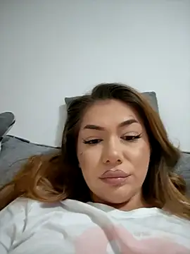 Snapshot of Ella_sweety chatting on September 12, 2025, 8:52 pm Ella sweety online show from September 12, 2025, 8:52 pm