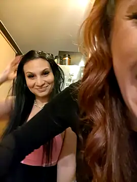 Snapshot of Ella_sweety chatting on March 15, 2025, 9:16 pm Ella sweety online show from March 15, 2025, 9:16 pm