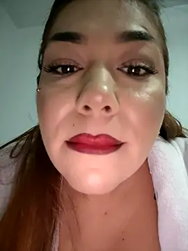 Snapshot of Ella_sweety chatting on September 19, 2025, 8:13 pm Ella sweety online show from September 19, 2025, 8:13 pm