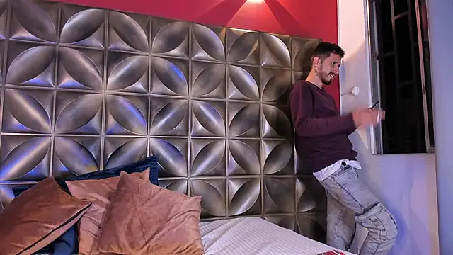 sam bisex online show from March 31, 2026, 4:14 am