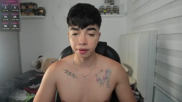 santy7v7 online show from February 24, 2026, 1:34 pm