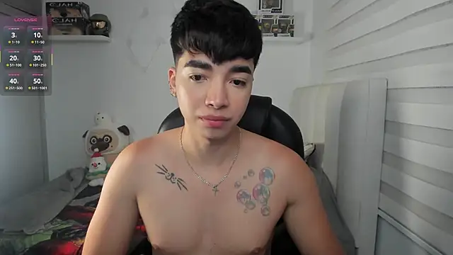 santy7v7 online show from March 24, 2026, 1:33 pm