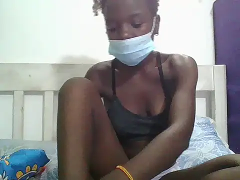 Snapshot of sweetchic_ chatting on November 17, 2025, 6:45 pm sweetchic online show from November 17, 2025, 6:45 pm