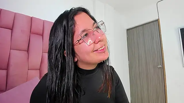 Lia sarahi online show from January 19, 2026, 11:36 am