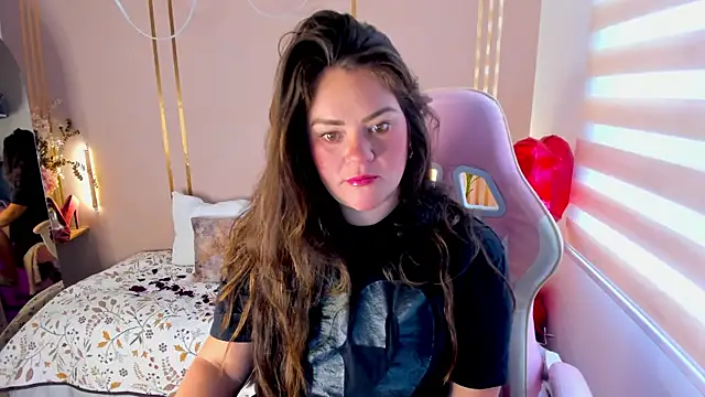 Snapshot of lena_paulxo chatting on July 12, 2026, 1:56 pm lena paulxo online show from July 12, 2026, 1:56 pm