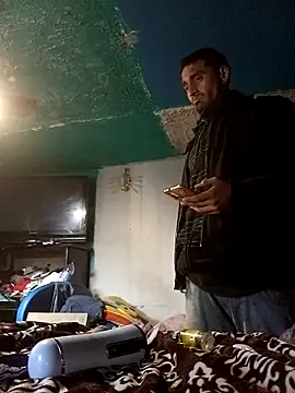 Snapshot of Wero4200 chatting on November 29, 2025, 4:40 pm Wero4200 online show from November 29, 2025, 4:40 pm