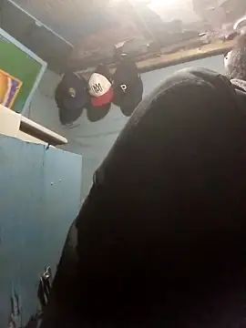 Snapshot of Wero4200 chatting on November 30, 2025, 7:53 am Wero4200 online show from November 30, 2025, 7:53 am