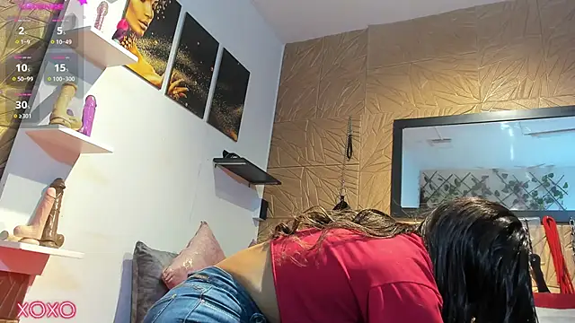 Snapshot of BriannaChelsea chatting on March 20, 2025, 12:00 pm BriannaChelsea online show from March 20, 2025, 12:00 pm