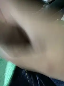 Sendnud3s69696 online show from September 30, 2025, 9:54 pm