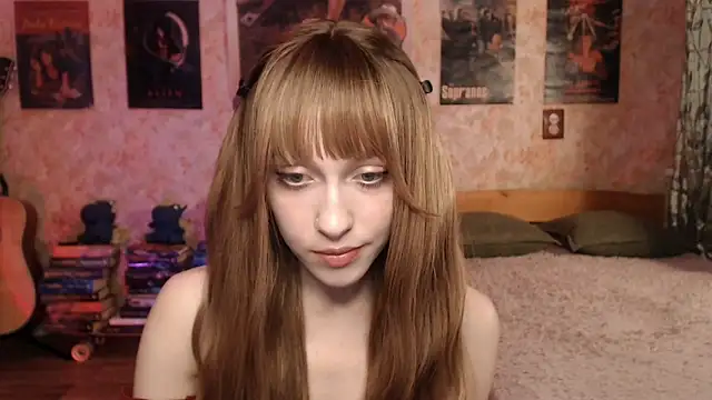 Friendly Ellie online show from March 16, 2026, 11:18 pm