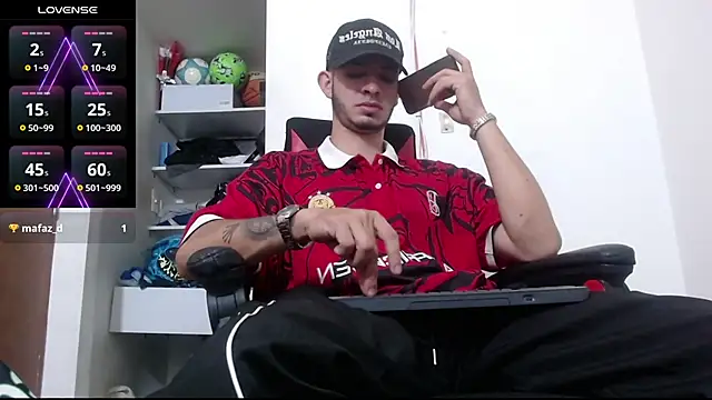 Snapshot of freestyle_blake1 chatting on September 8, 2025, 8:19 pm freestyle blake1 online show from September 8, 2025, 8:19 pm