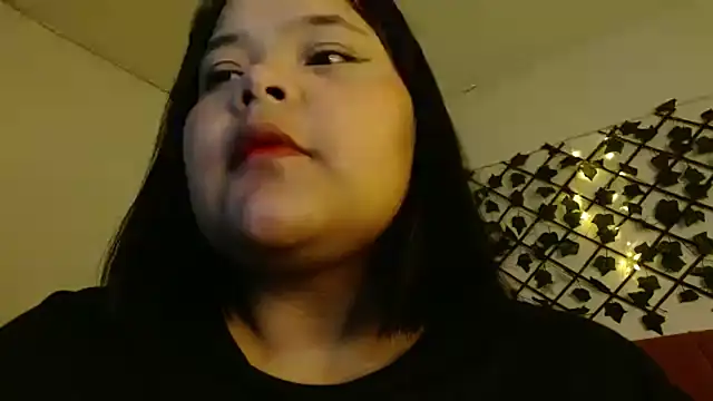 Snapshot of sexychubby___ chatting on March 22, 2025, 6:43 am sexychubby    online show from March 22, 2025, 6:43 am