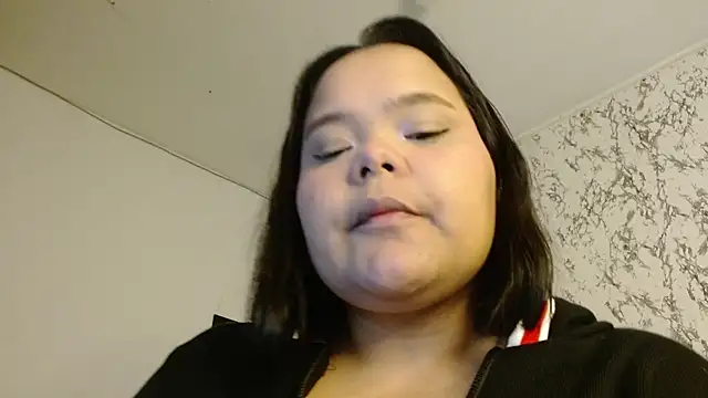 Snapshot of sexychubby___ chatting on October 31, 2025, 2:52 am sexychubby    online show from October 31, 2025, 2:52 am