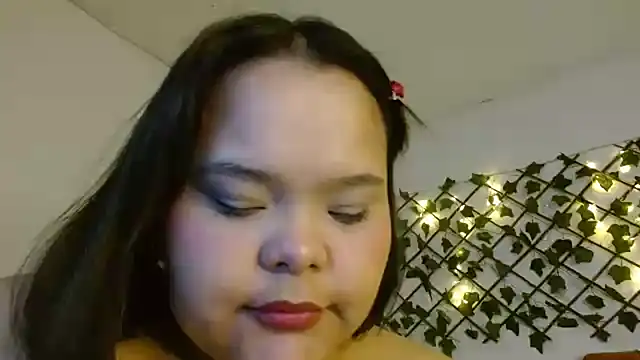 Snapshot of sexychubby___ chatting on February 24, 2025, 6:38 am sexychubby    online show from February 24, 2025, 6:38 am