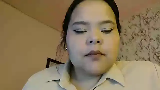 Snapshot of sexychubby___ chatting on October 3, 2025, 7:37 pm sexychubby    online show from October 3, 2025, 7:37 pm